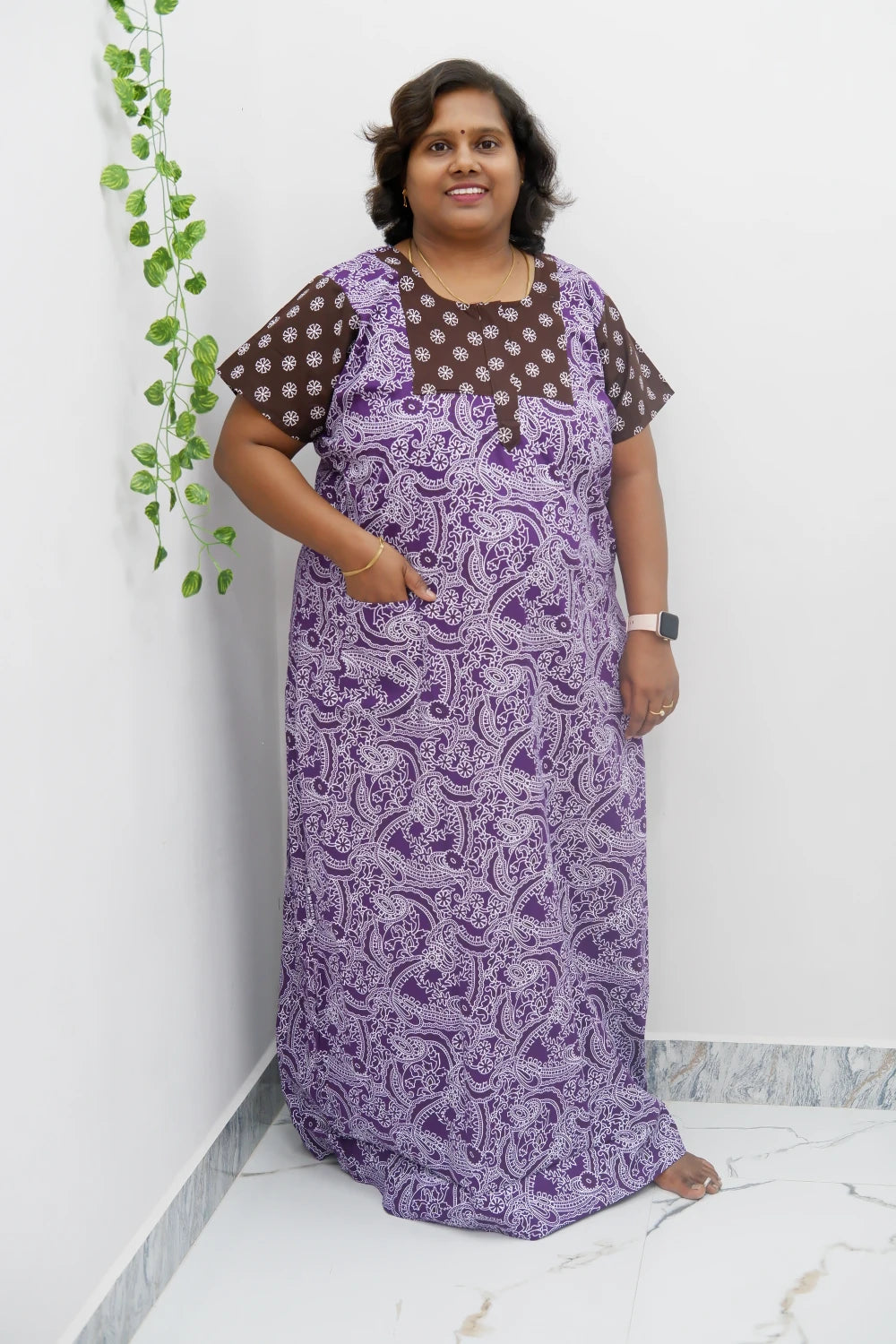 Elegant Zip-Front Pure Cotton Nighty
