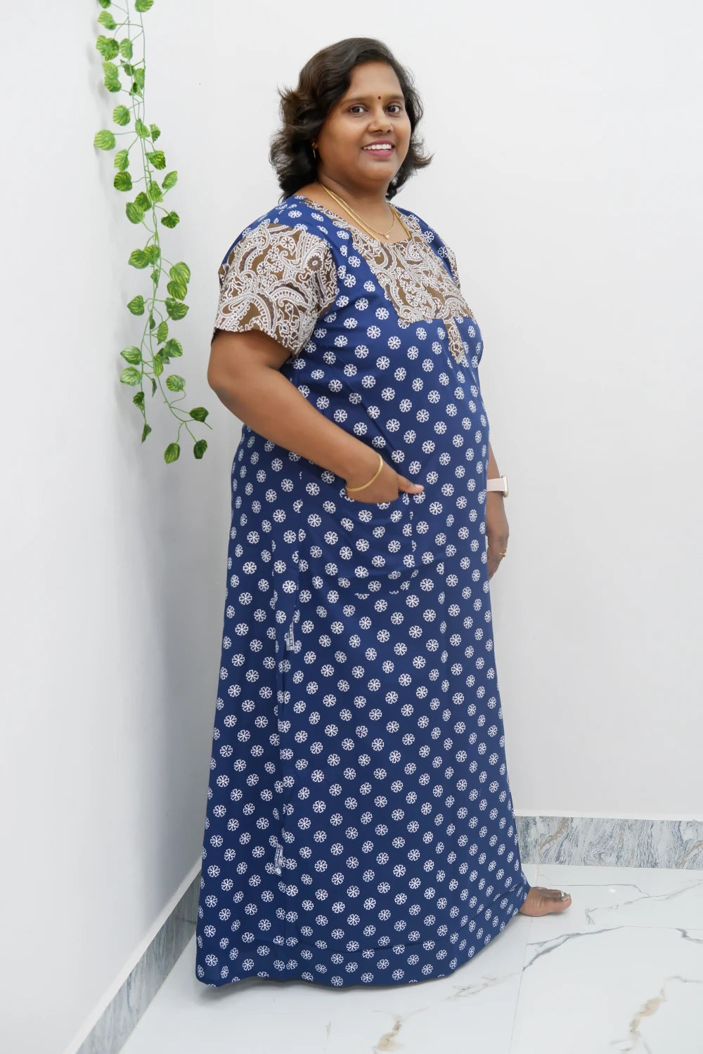 Elegant Zip-Front Pure Cotton Nighty
