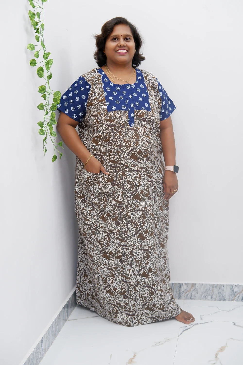 Elegant Zip-Front Pure Cotton Nighty