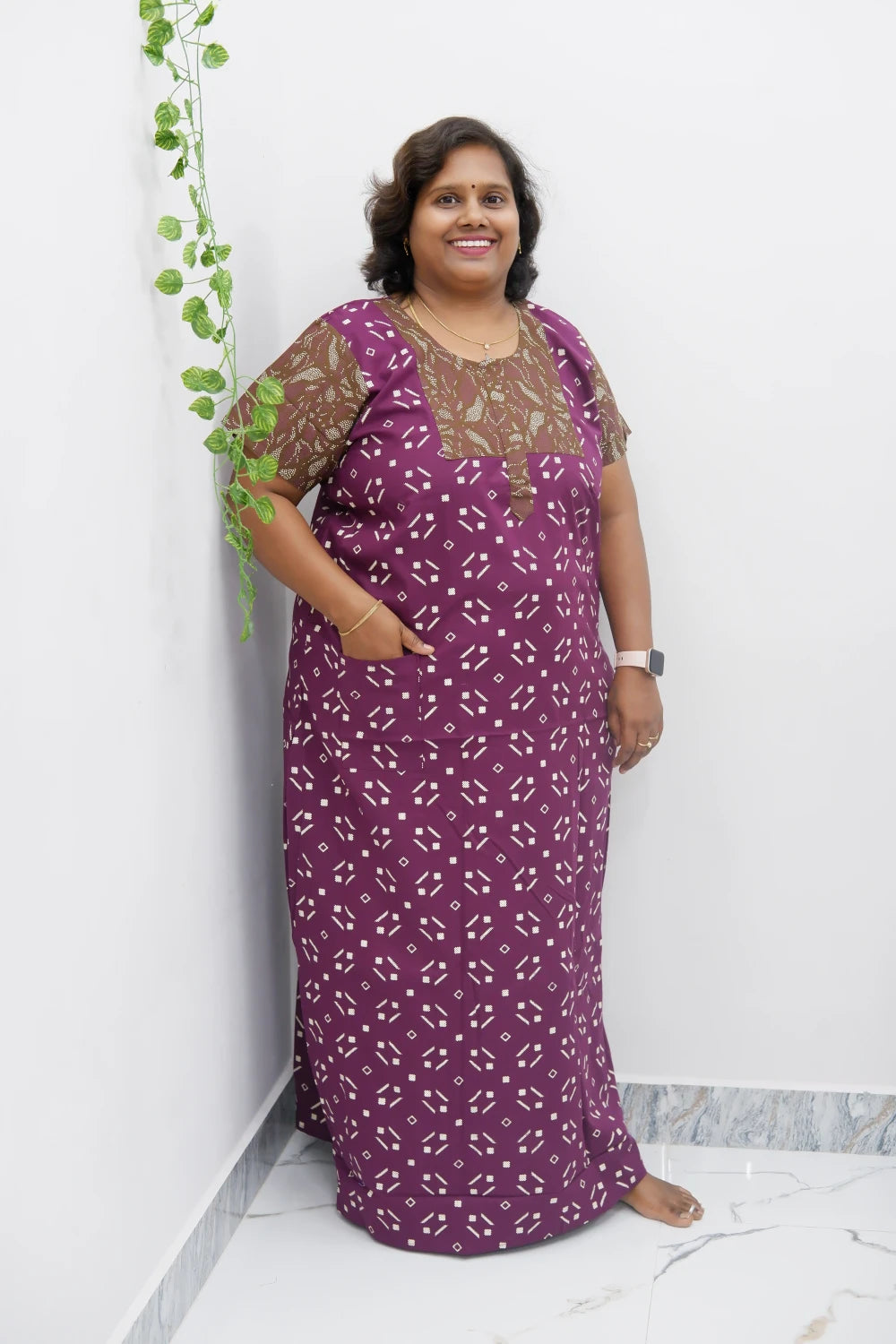 Elegant Zip-Front Pure Cotton Nighty