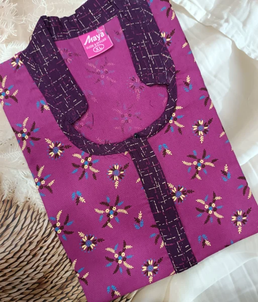 Chic Elite Collar Cotton Nighty with a Zip Closure