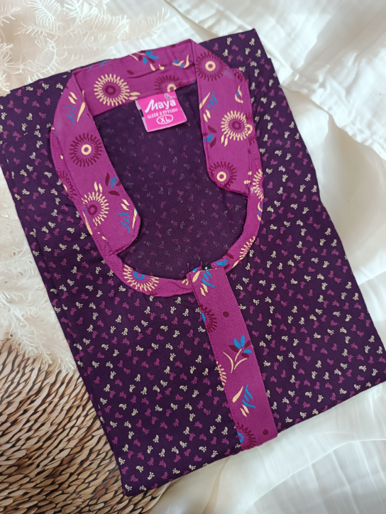 Chic Elite Collar Cotton Nighty with a Zip Closure