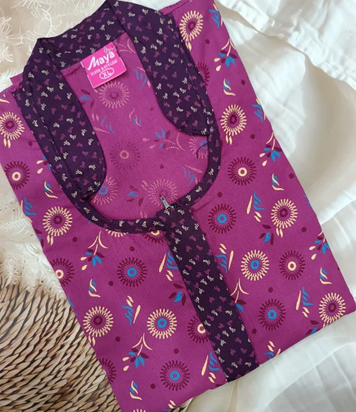 Chic Elite Collar Cotton Nighty with a Zip Closure