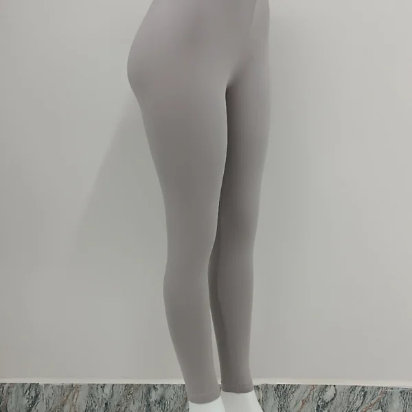 Ash Solid Ankle-Length Leggings
