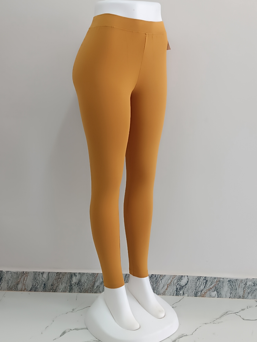 Chiku Solid Ankle-Length Leggings