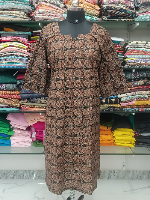 Maya Cotton Side Charm Kurti