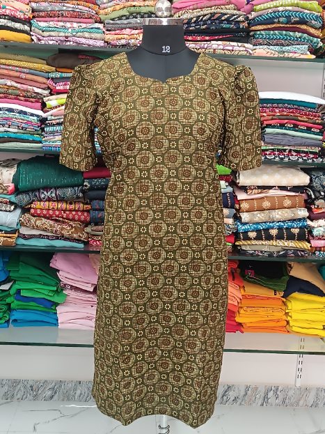 Maya Cotton Side Charm Kurti